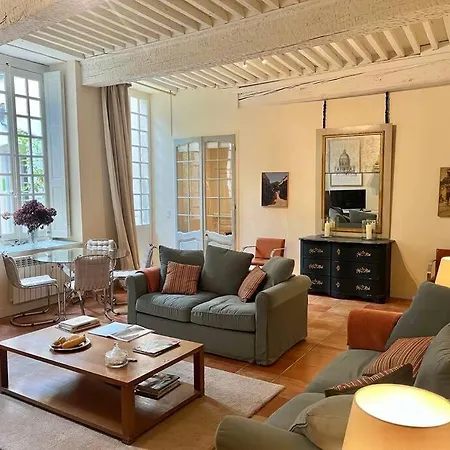 Appartement Le Chapitre Entre Cour Et Jardin